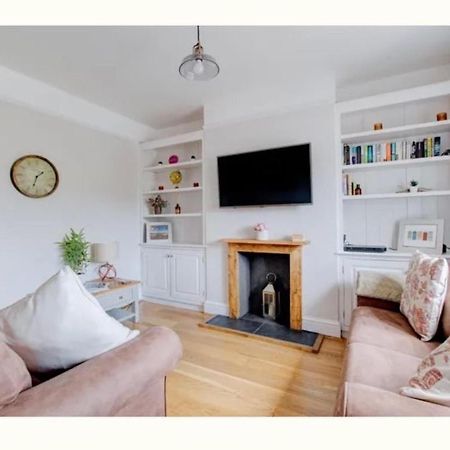 Charming 3-Bed Cottage In สวาเนจ ภายนอก รูปภาพ